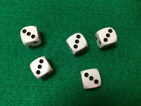 poker dice 5 of a kind